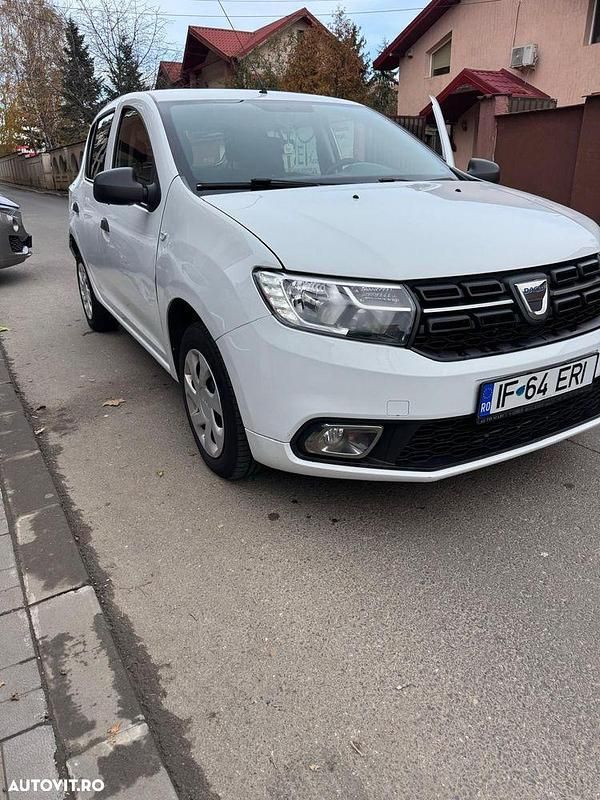 Culoarealb Utilizat 2019 Dacia Sandero Ambiance | 3.300 EUR (Super Preț) - Imagine 1/4