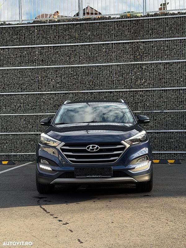 Culoarealbastru Utilizat 2017 Hyundai Tucson Premium SUV | 12.998 EUR (Preț bun) - Imagine 1/4