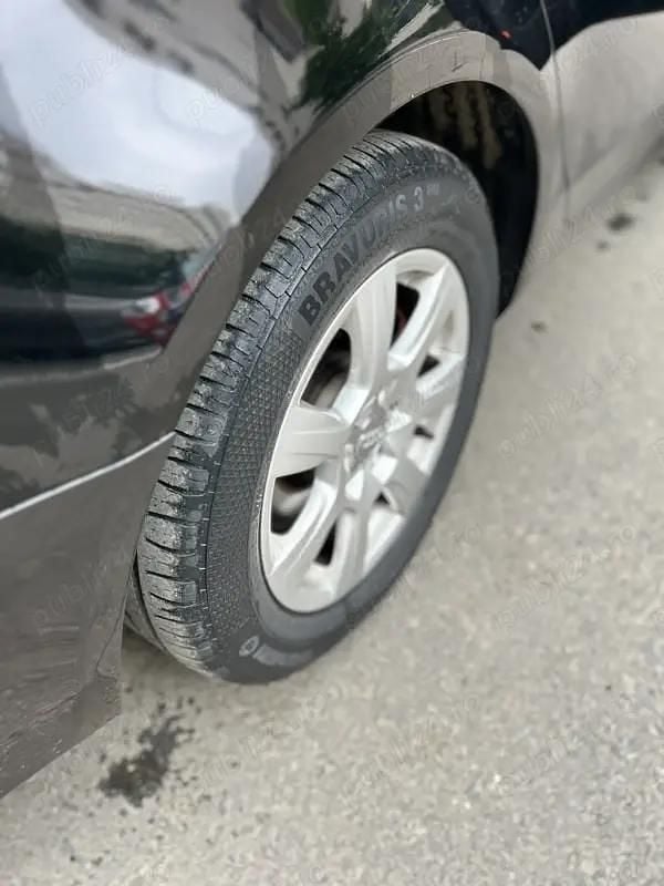 Negru Utilizat 2010 Audi A4 Break | 5.800 EUR (Preț OK) - Imagine 1/4