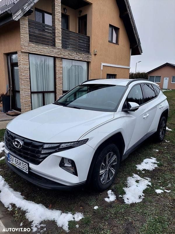 Culoarealb Utilizat 2023 Hyundai Tucson Style SUV | 21.500 EUR (Preț OK) - Imagine 1/4