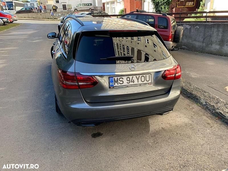 Culoaregri Utilizat 2018 Mercedes C220 Avantgarde Break | 19.800 EUR (Preț OK) - Imagine 1/4