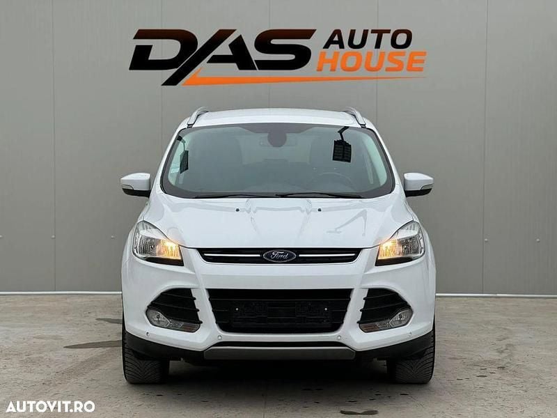 Second-hand Ford Kuga Titanium 180 CP (132 kW) 2015 Culoarealb SUV