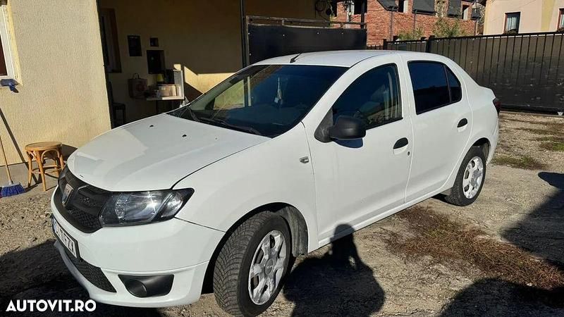 Second-hand Dacia Logan Ambiance 75 CP (55 kW) 2015 Culoarealb Berlinǎ