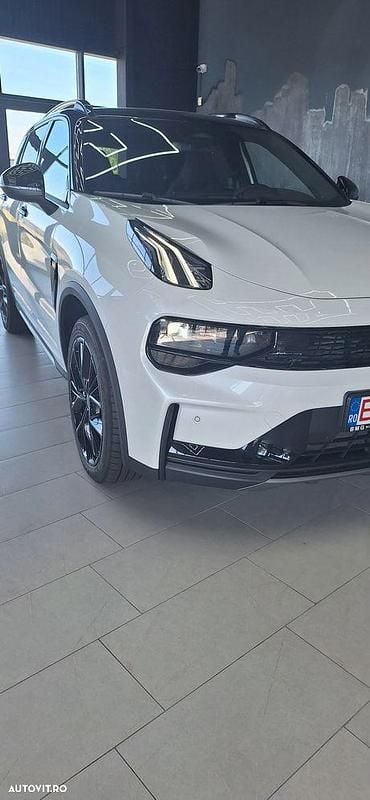 Nouă Lynk & Co 01 276 CP (202 kW) 2025 Culoarealb SUV