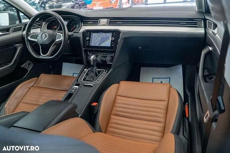 Second-hand VW Passat Comfortline 120 CP (88 kW) 2020 Culoaregri Break