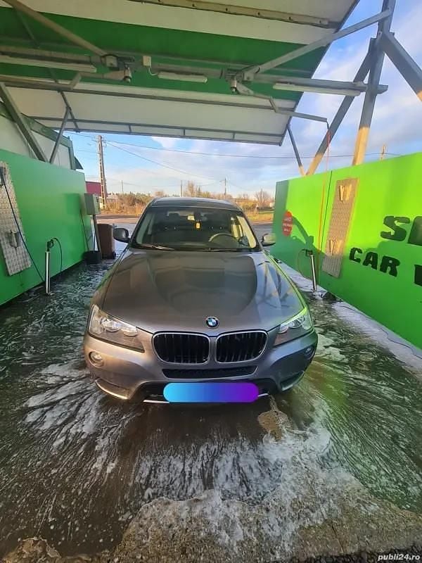 Gri Utilizat 2011 BMW X3 SUV | 8.000 EUR (Scump) - Imagine 1/4