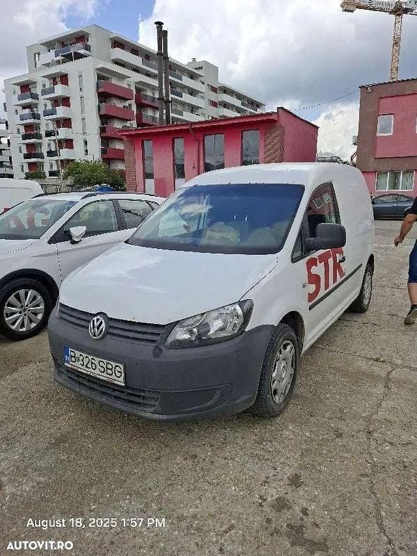 Culoarealb Utilizat 2012 VW Caddy Comfortline Monovolum | 4.800 EUR (Preț OK) - Imagine 1/4