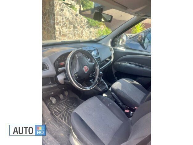 Second-hand Fiat Doblò 105 CP (77 kW) 2014 Gri Monovolum