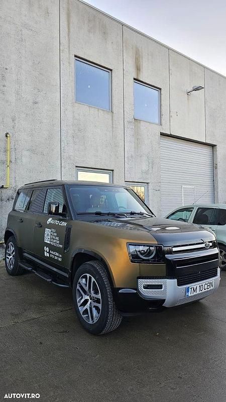 Culoaremaro Utilizat 2023 Land Rover Defender SE Dynamic SUV | 81.000 EUR (Scump) - Imagine 1/4