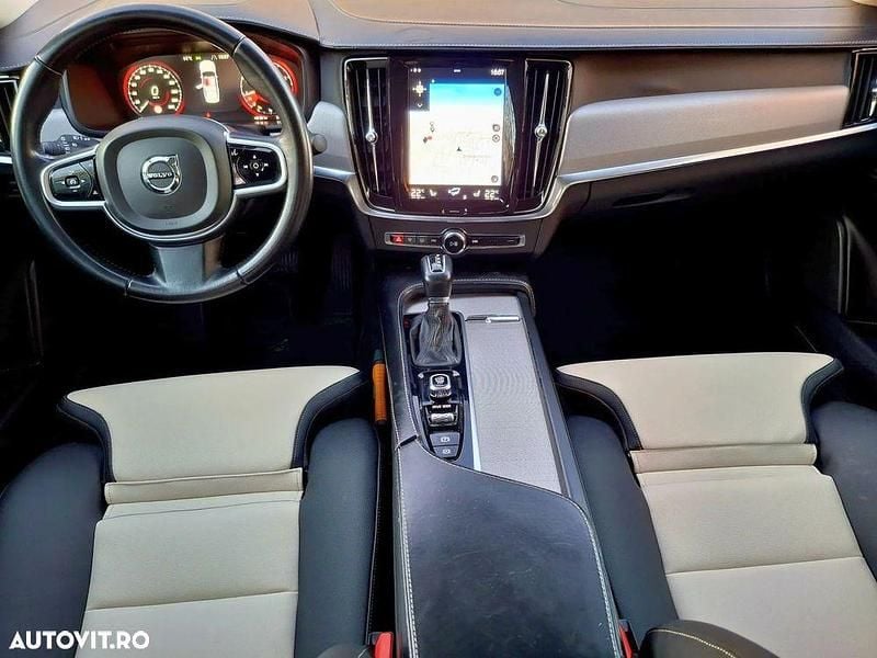 Second-hand Volvo S90 Inscription 190 CP (139 kW) 2019 Albastru Berlinǎ