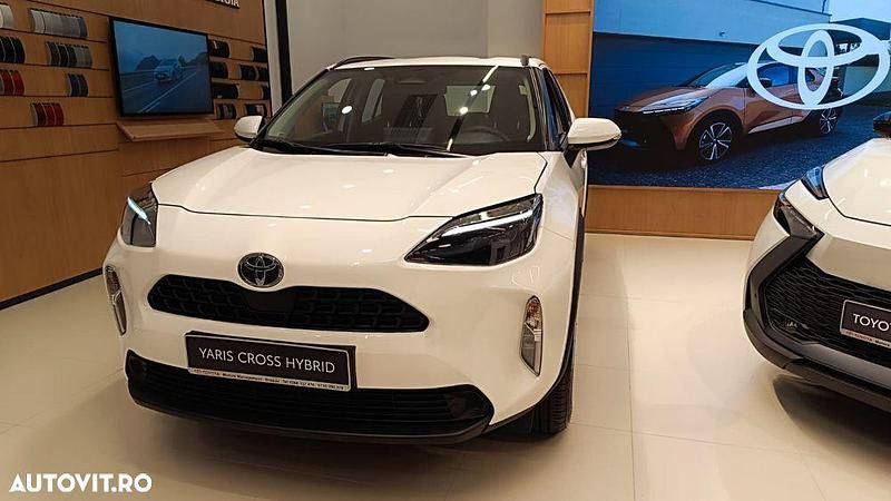 Nouă Toyota Yaris Cross Active 116 CP (85 kW) 2025 Culoarealb SUV