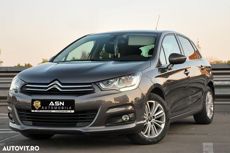 Gri Utilizat 2016 Citroën C4 Exclusive Hatchback | 6.500 EUR - Imagine 1/4
