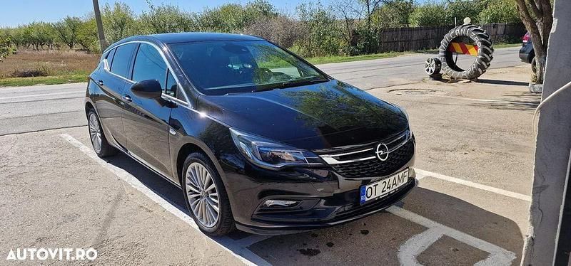Culoarenegru Utilizat 2016 Opel Astra Ultimate Hatchback | 9.999 EUR (Puțin scump) - Imagine 1/4