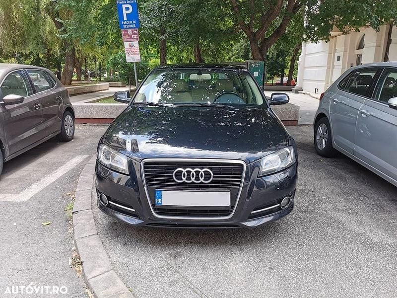 Culoarenegru Utilizat 2011 Audi A3 Ambition | 5.800 EUR (Preț OK) - Imagine 1/4