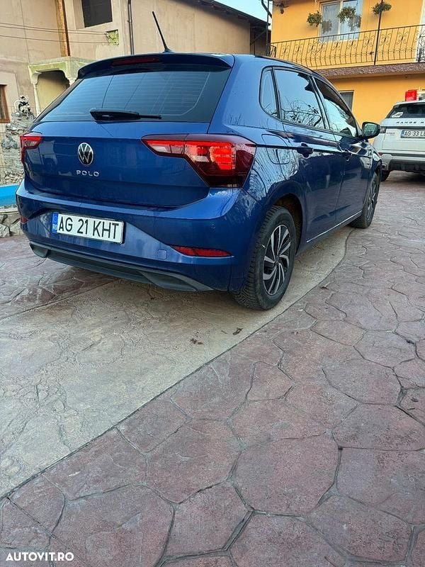 Second-hand VW Polo Life 110 CP (80 kW) 2024 Culoarealbastru Hatchback