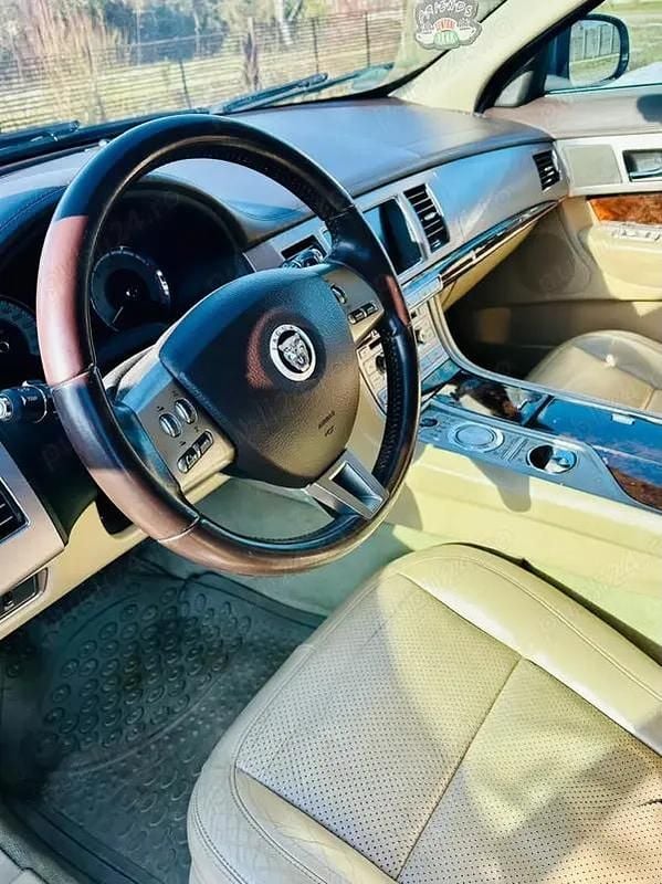 Second-hand Jaguar XF 245 CP (180 kW) 2011 Berlinǎ