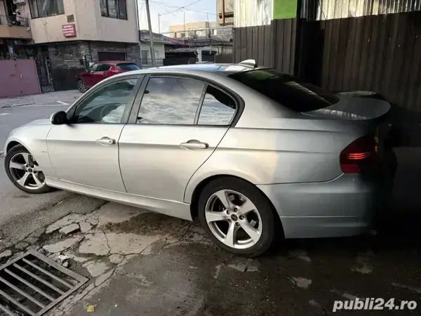 Second-hand BMW 320 163 CP (119 kW) 2007 Berlinǎ