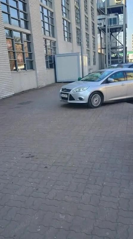 Second-hand Ford Focus 116 CP (85 kW) 2012 Gri Break