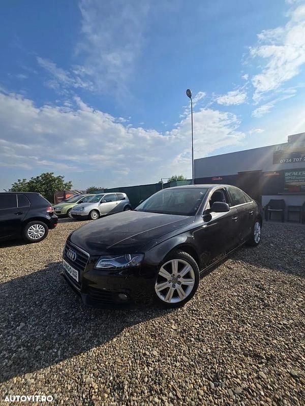 Culoarenegru Utilizat 2009 Audi A4 Attraction Berlinǎ | 7.490 EUR (Preț OK) - Imagine 1/4