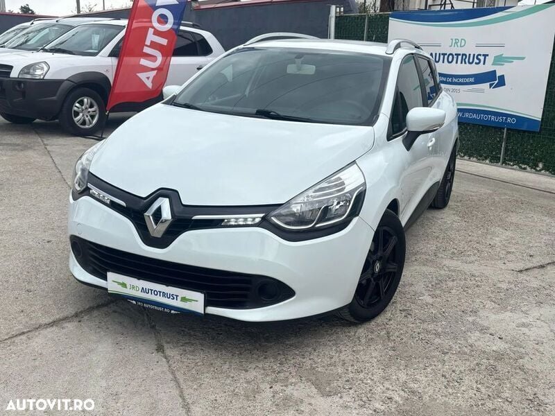 Alb Utilizat 2013 Renault Clio GrandTour Expression Break | 5.400 EUR (Preț OK) - Imagine 1/4