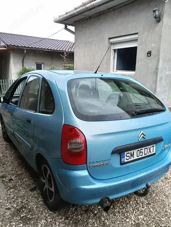 Utilizat 2001 Citroën Xsara Picasso Monovolum | 850 EUR - Imagine 1/4