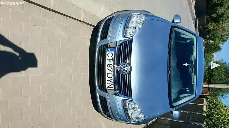Utilizat 2007 VW Jetta Berlinǎ | 2.700 EUR (Preț OK) - Imagine 1/4