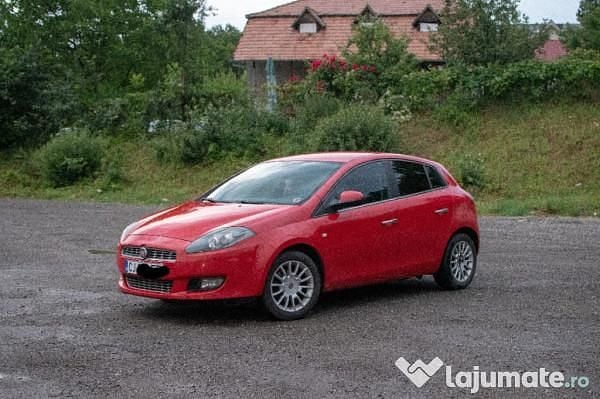 Utilizat 2010 Fiat Bravo Hatchback | 2.300 EUR (Preț bun) - Imagine 1/4