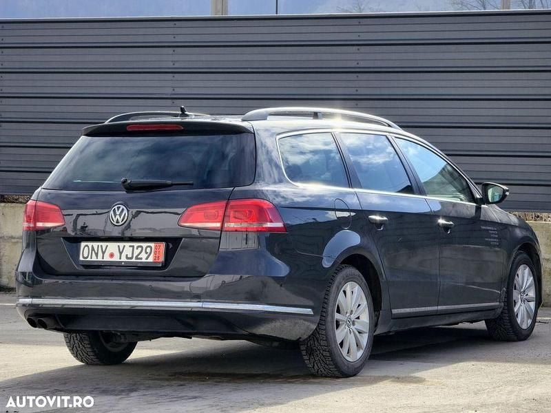 Second-hand VW Passat Comfortline 140 CP (102 kW) 2012 Culoaregri Break