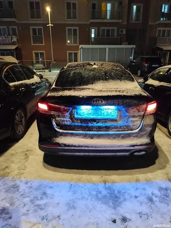 Second-hand Kia Optima 141 CP (103 kW) 2018 Negru Berlinǎ