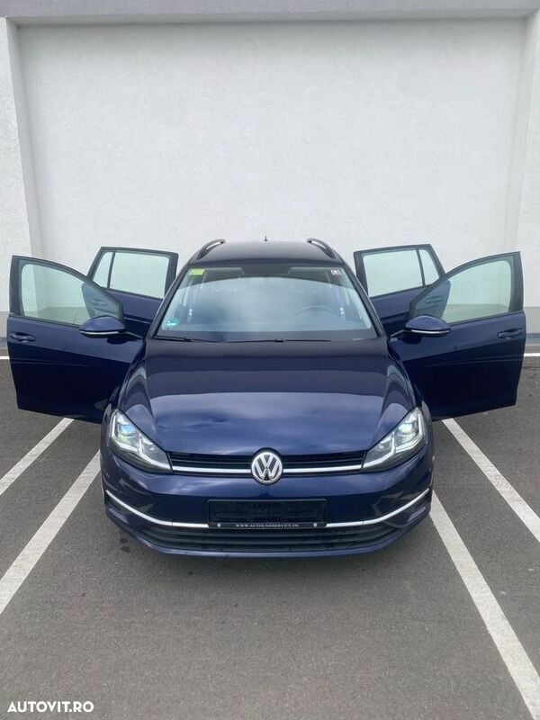 Albastru Utilizat 2020 VW Golf VII Comfortline Break | 12.550 EUR (Preț bun) - Imagine 1/4