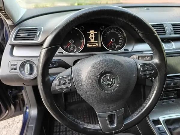 Second-hand VW Passat 170 CP (125 kW) 2011 Berlinǎ