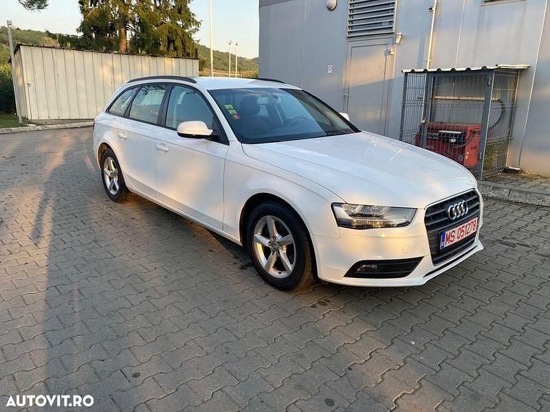 Culoarealb Utilizat 2013 Audi A4 Break | 6.550 EUR (Preț bun) - Imagine 1/4