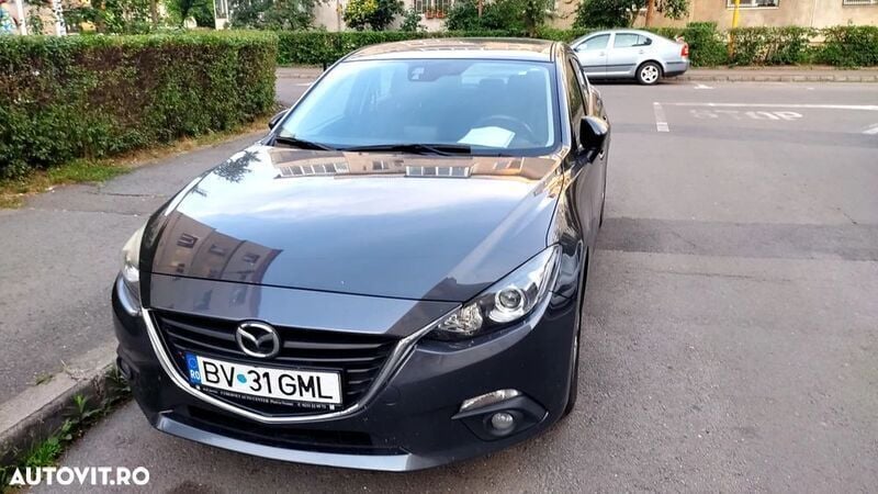 Gri Utilizat 2016 Mazda 3 Berlinǎ | 9.000 EUR (Preț bun) - Imagine 1/4
