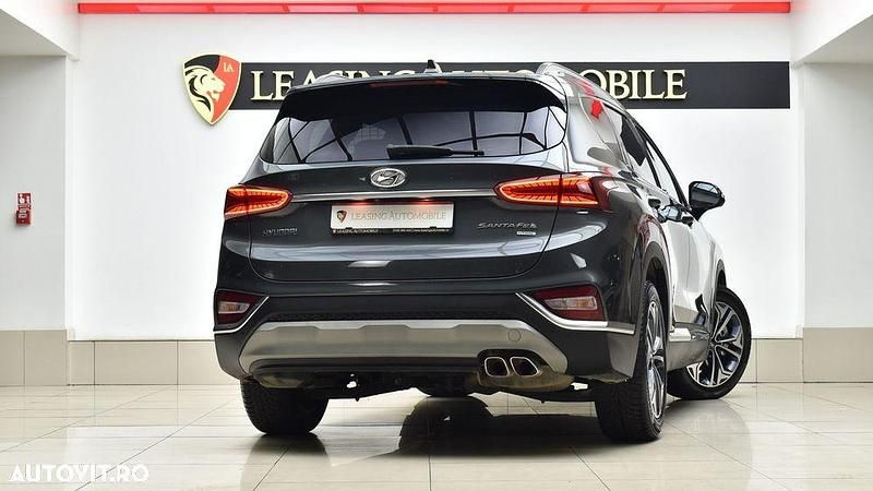 Second-hand Hyundai Santa Fe Premium 200 CP (147 kW) 2019 Culoaregri SUV
