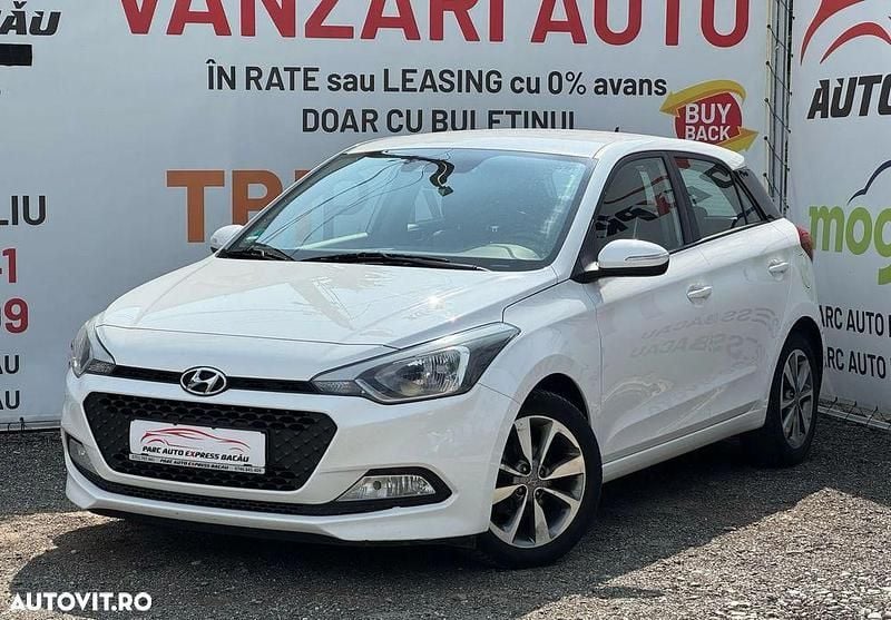 Culoarealb Utilizat 2015 Hyundai i20 YES! Silver | 6.999 EUR - Imagine 1/4