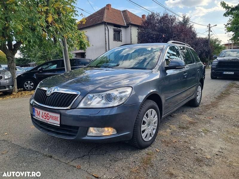 Culoaregri Utilizat 2009 Skoda Octavia Ambiente Break | 3.950 EUR (Preț bun) - Imagine 1/4