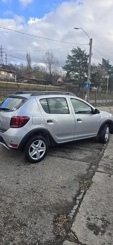 Second-hand Dacia Sandero Stepway 90 CP (66 kW) 2019 Hatchback