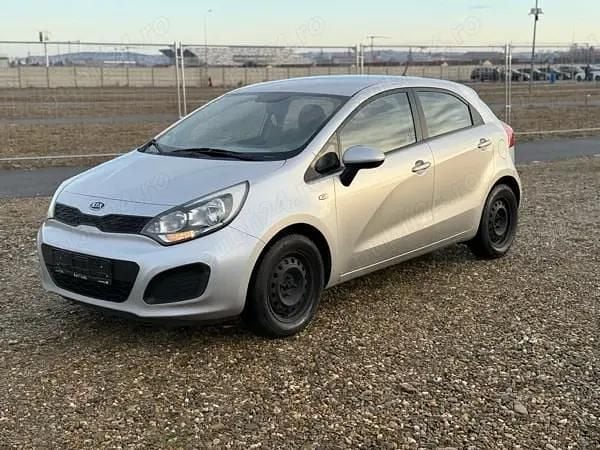 Second-hand 2012 Kia Rio Hatchback | 3.900 EUR (Preț OK) - Imagine 1/4