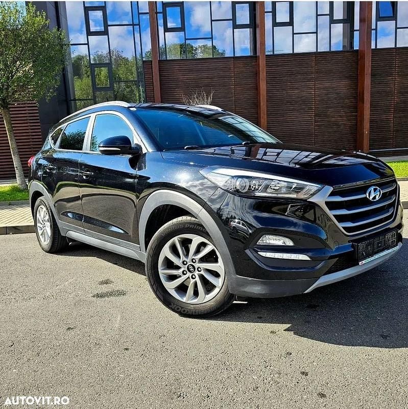 Culoarenegru Utilizat 2017 Hyundai Tucson Advantage SUV | 13.990 EUR (Preț bun) - Imagine 1/4