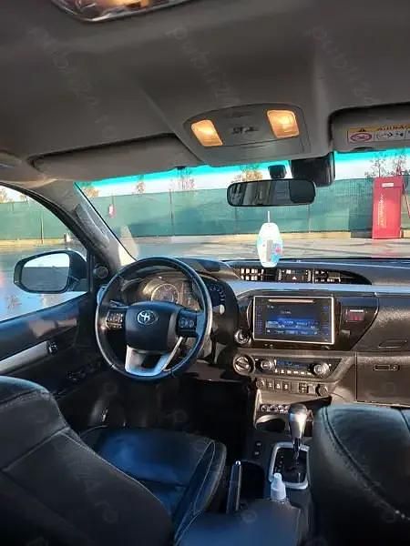 Utilizat 2017 Toyota HiLux Pickup | 25.500 EUR - Imagine 1/4