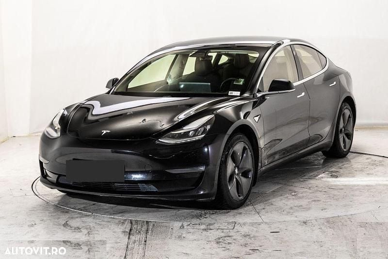 Culoarenegru Utilizat 2019 Tesla Model 3 Performance Berlinǎ | 20.900 EUR (Super Preț) - Imagine 1/4
