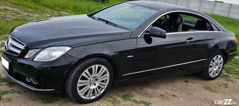 Negru Utilizat 2011 Mercedes 200 Coupe | 9.200 EUR - Imagine 1/4