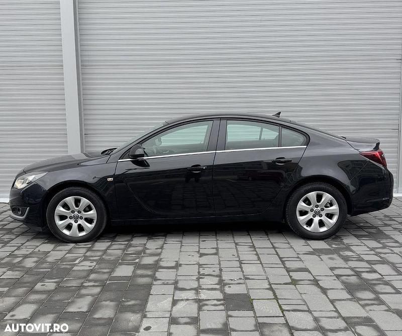 Second-hand Opel Insignia 110 CP (80 kW) 2013 Culoarenegru Berlinǎ