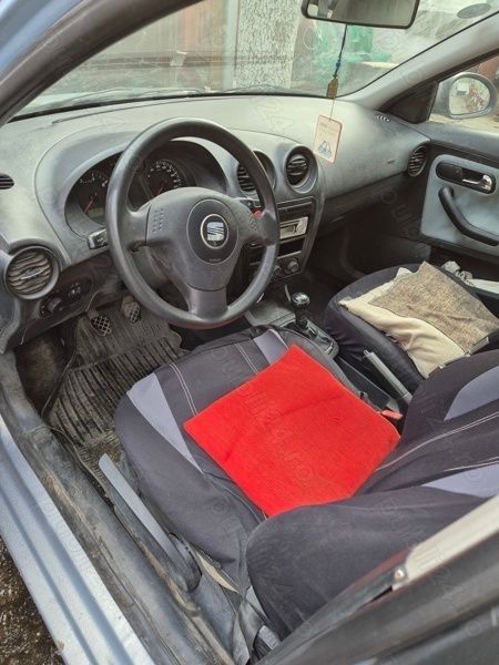 Utilizat 2004 Seat Cordoba Berlinǎ | 1.350 EUR - Imagine 1/4
