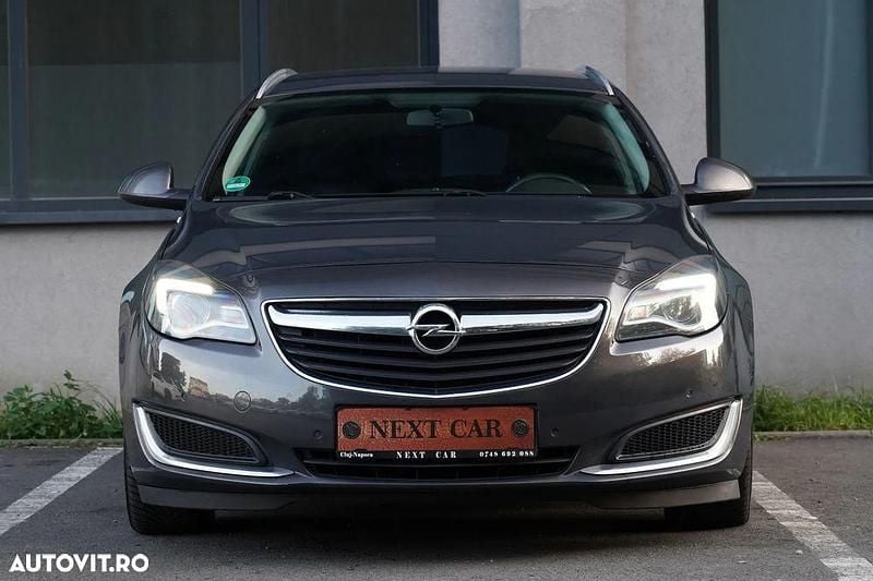 Second-hand Opel Insignia Cosmo 136 CP (100 kW) 2016 Culoaregri Break