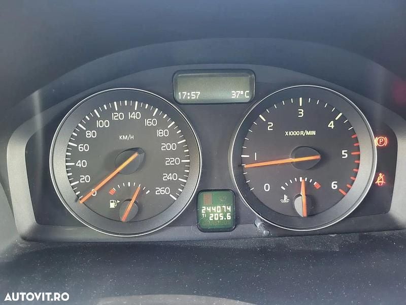 Gri Utilizat 2008 Volvo V50 Kinetic Break | 3.300 EUR (Preț OK) - Imagine 1/4