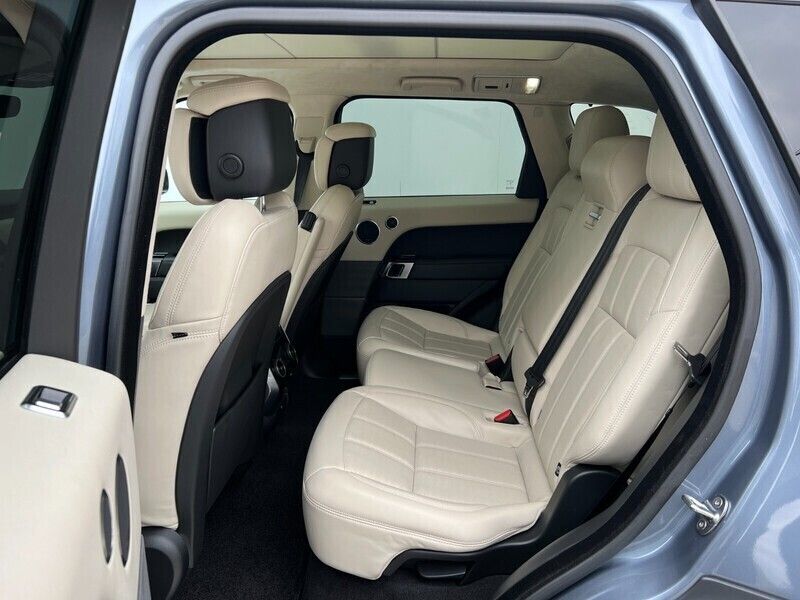 Second-hand Land Rover Range Rover Sport Dynamic 2018 Byron blue SUV