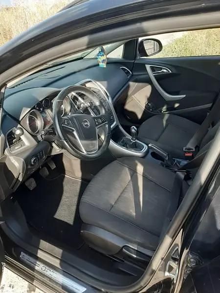 Utilizat 2011 Opel Astra Berlinǎ | 5.200 EUR (Scump) - Imagine 1/4