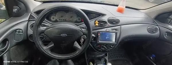 Albastru Utilizat 2002 Ford Focus Break | 3.300 EUR (Scump) - Imagine 1/4