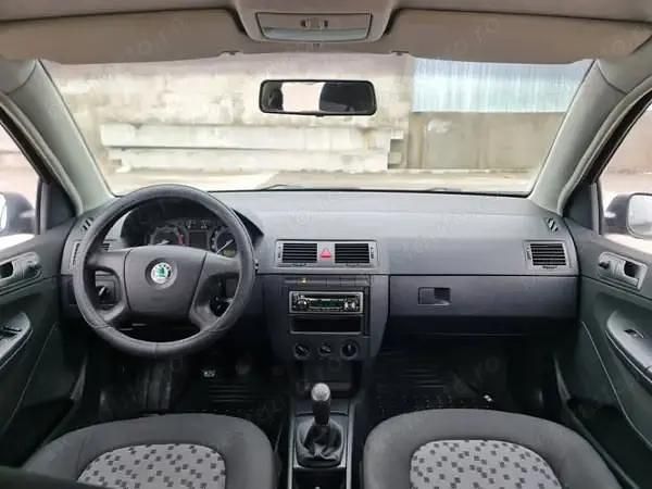 Second-hand Skoda Fabia 75 CP (55 kW) 2005 Gri Hatchback